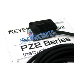 KEYENCE, PZ2-42, Komori original used sensor